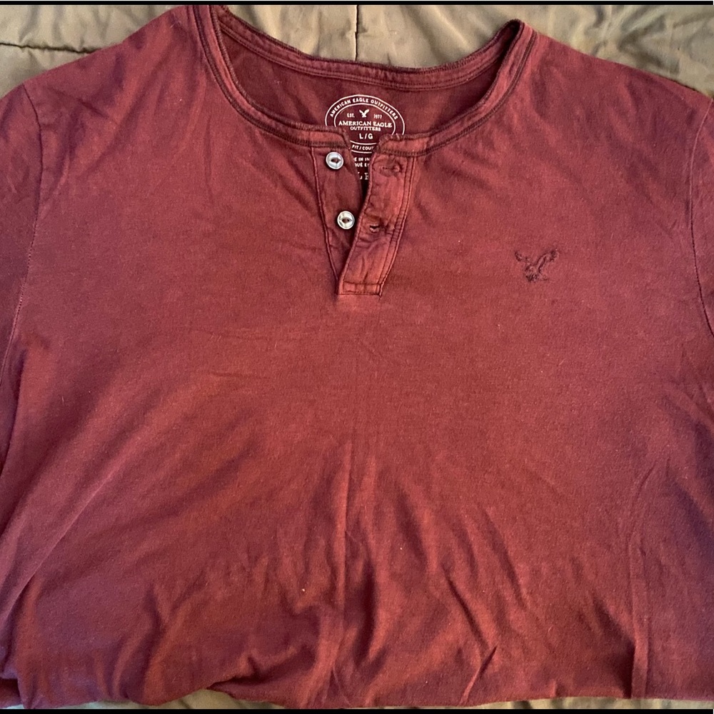 American eagles outfitters Large burgundy shirt